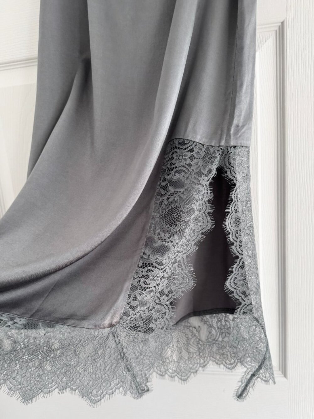 Munthe "Ravin" Slip Skirt w Lace in Grey, size 34. Fits like US 2/4 - Picture 4 of 12